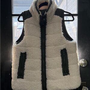 Tuckernuck White and Black Sherpa Vest